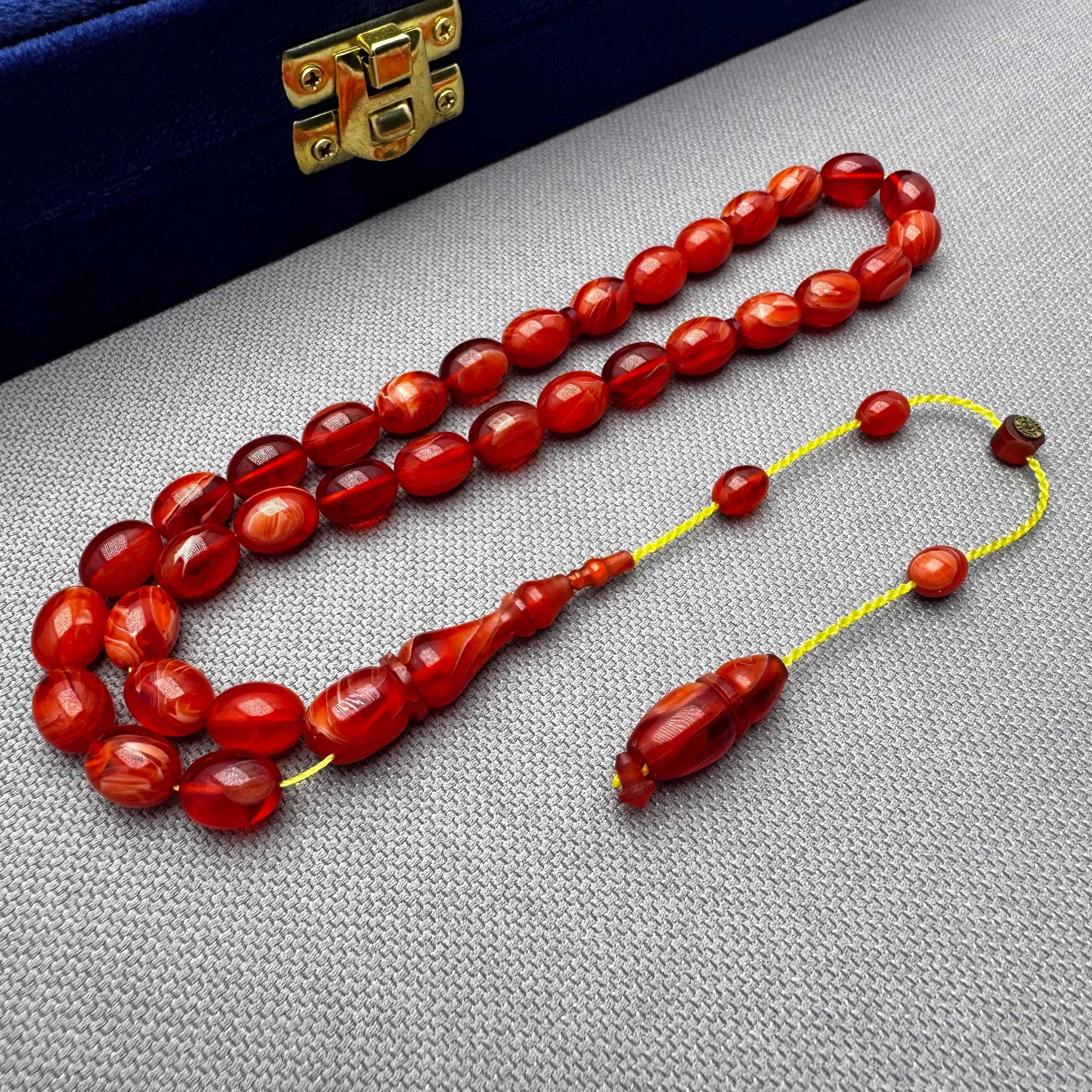 Ahmet ERYILMAZ Usta İşçilikli Mercan Renkli Yoğun Hareli Sıkma Kehribar Tespih